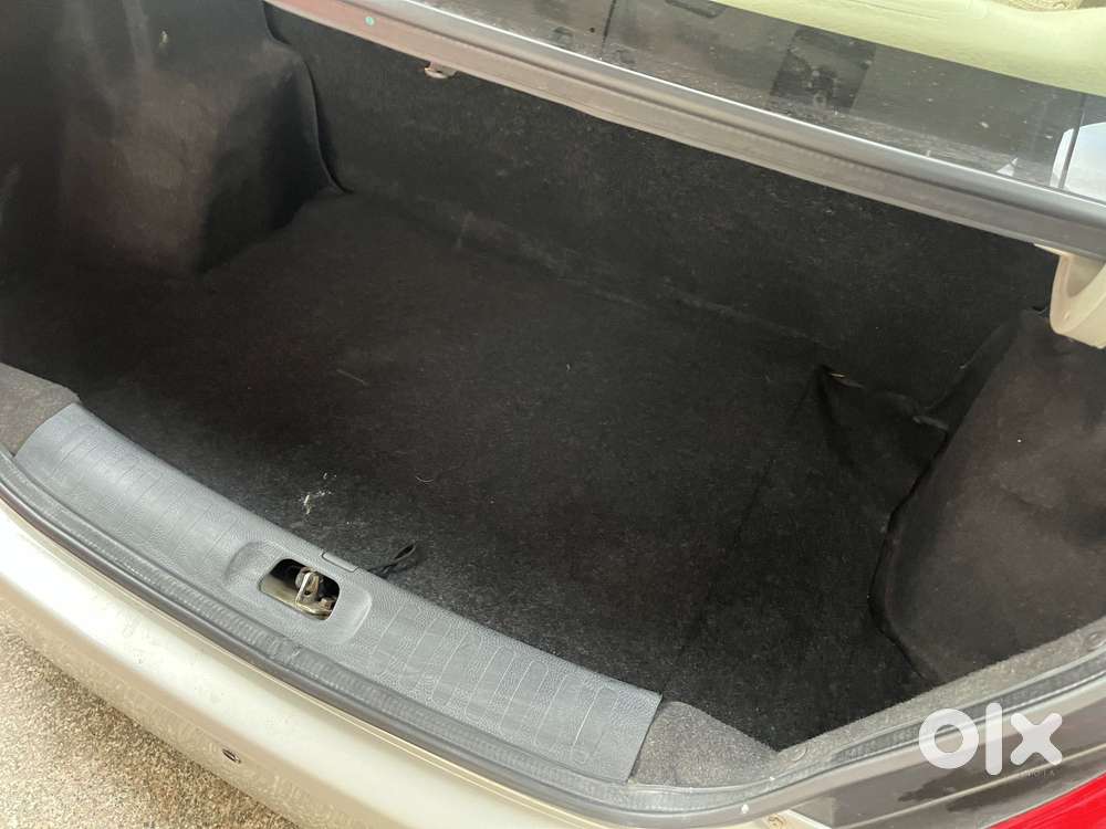 Maruti Suzuki Swift Dzire 1.3 Vxi, 2013, Petrol