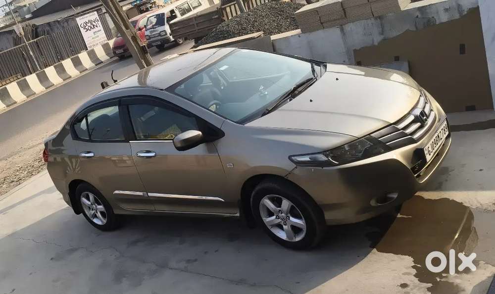 Honda City 2010 Car Variant