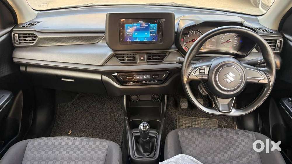 Maruti Suzuki Swift, 2025, Petrol