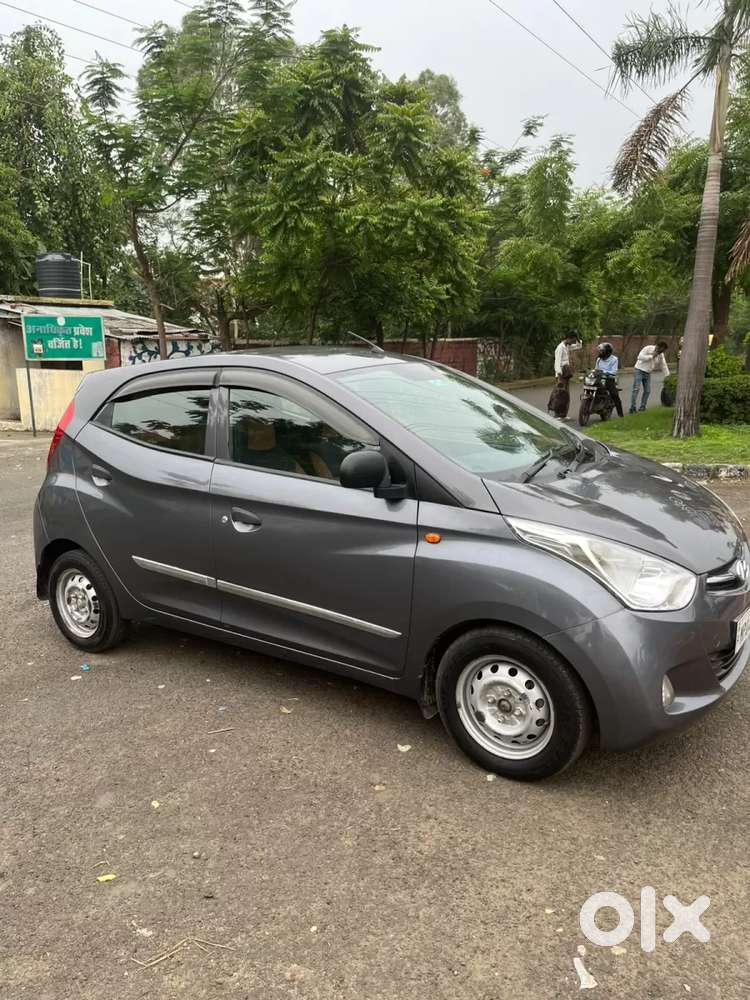 Hyundai Eon Era +, 2017, Petrol