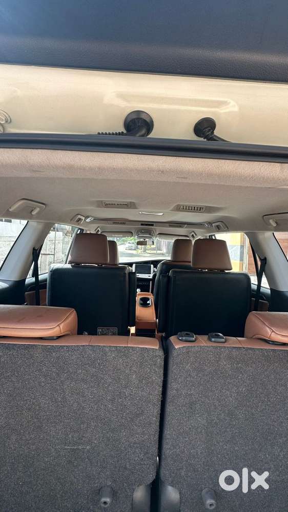 Toyota Innova Crysta 2.8z Automatic, 2018, Diesel