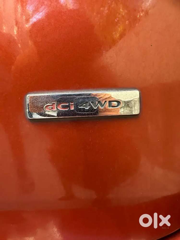 Renault Duster 4 × 4 Manual Diesel.