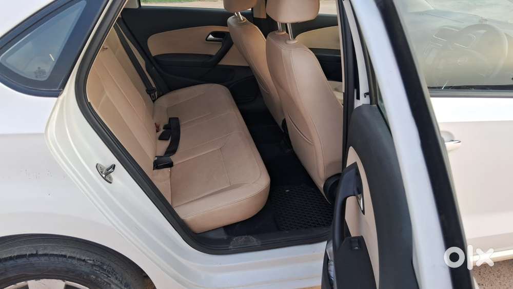 Skoda Rapid [2016-2021] 1.6 Mpi Style Plus, 2017, Petrol