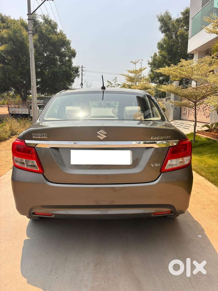 Maruti Suzuki Swift Dzire 1.2 Vxi Bsiv, 2017, Petrol