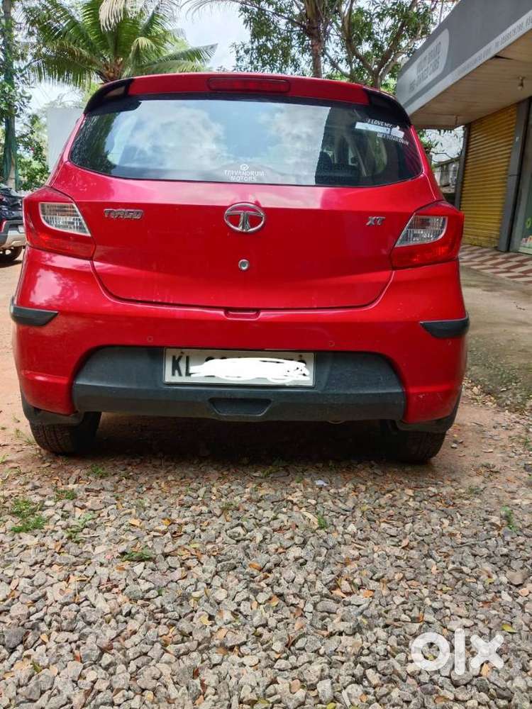 Tata Tiago 1.2 Revotron Xt, 2017, Petrol