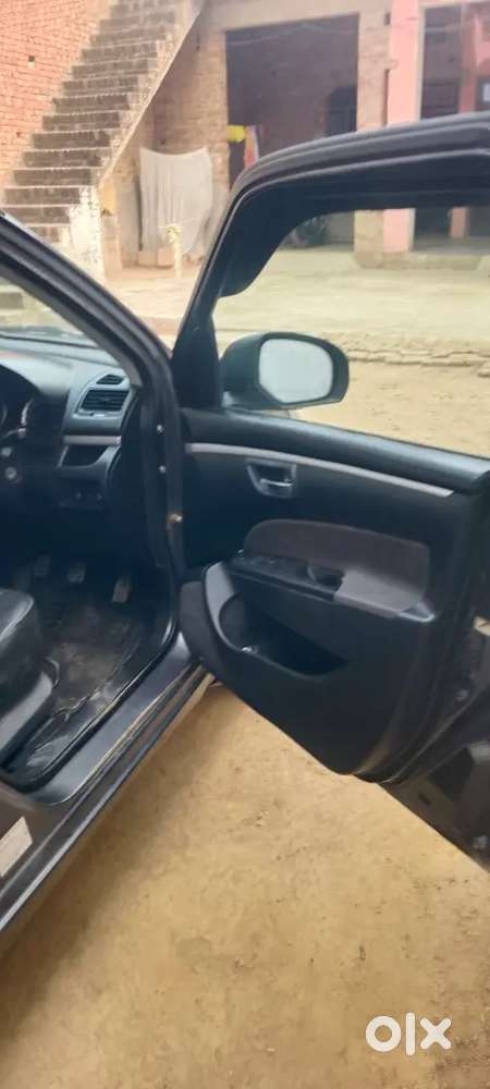 Maruti Suzuki Swift 1.2 Vxi Petrol 2015