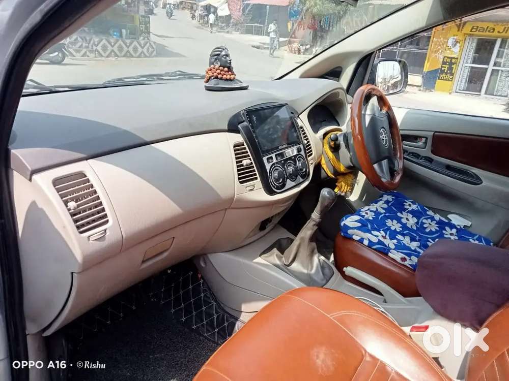Toyota Innova 2014 Diesel Well Maintained