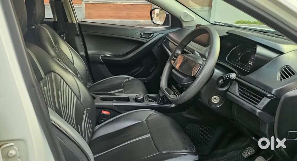 Tata Nexon Smart Plus1.2 Revotron Petrol 5 Mt, 2024, Petrol