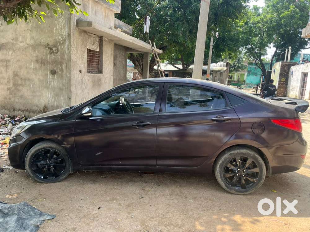 Hyundai Verna Diesel Automatic 2013