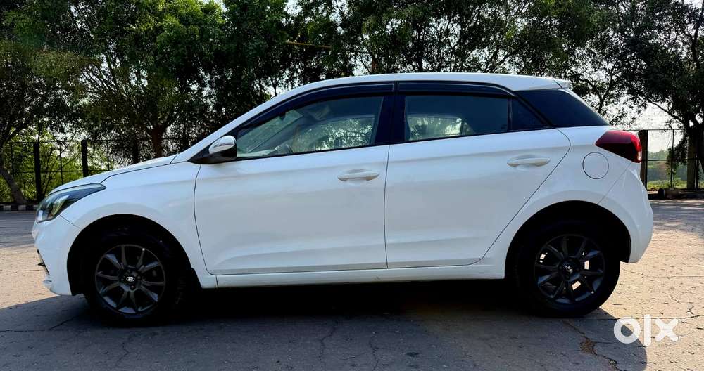 Hyundai I20 Sportz 1.2 Vtvt, 2020, Petrol