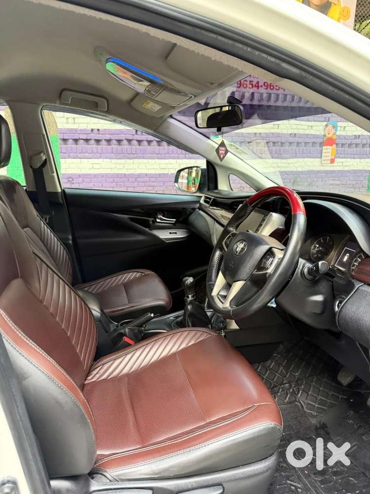 Toyota Innova Crysta 2.4 V, 2023, Diesel