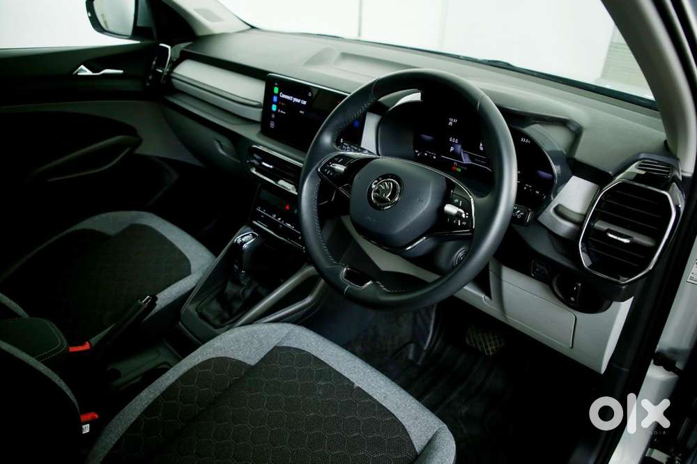 Skoda Kylaq Signature Plus At, 2025, Petrol