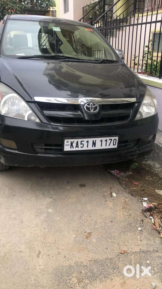 Toyota Innova 2006 Model