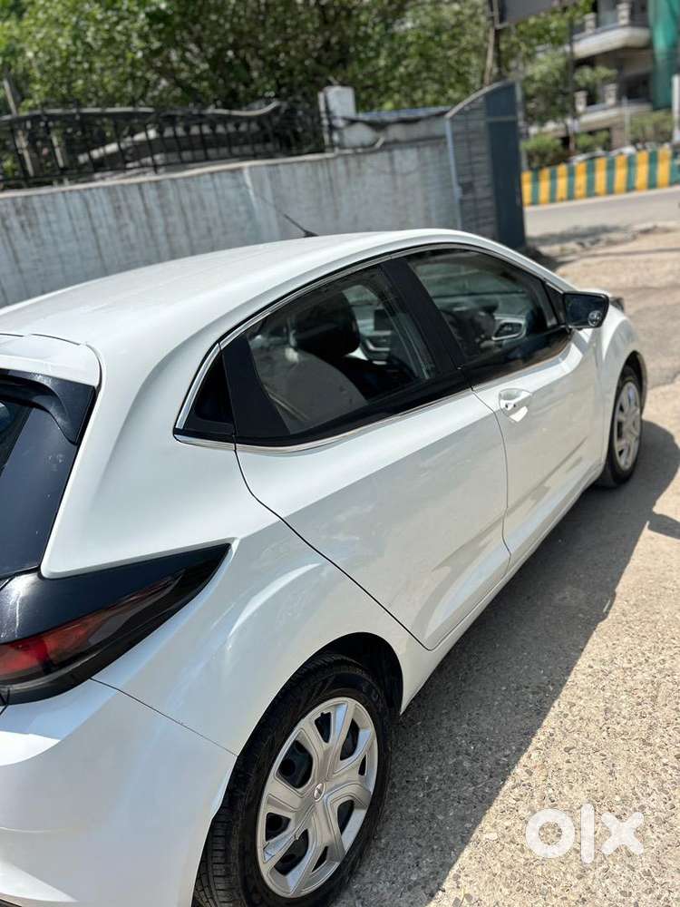 Tata Altroz 2022 Cng & Hybrids Well Maintained