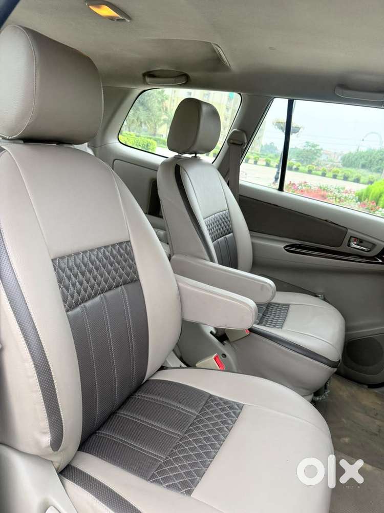 Toyota Innova 2.5 V 7 Str, 2013, Diesel