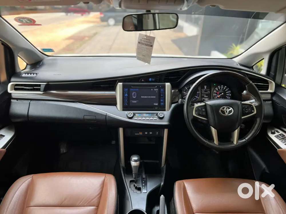 Toyota Innova Crysta 2018 Diesel 75000 Km Driven