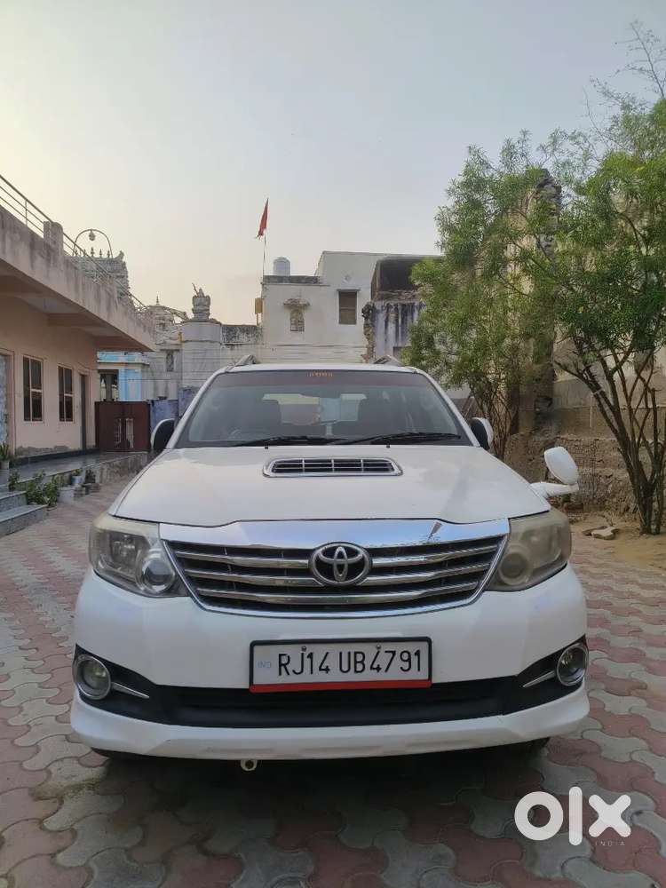 Toyota Fortuner Diesel 2011