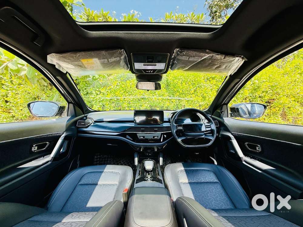 Tata Safari Adventure Plus Dark Edition, 2024, Diesel