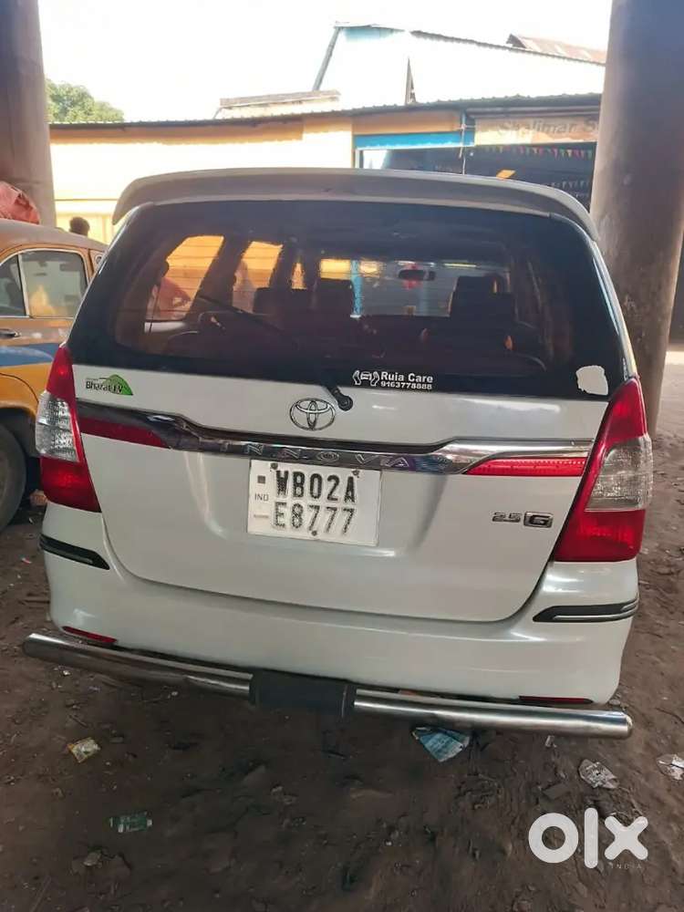 Toyota Innova 2014 Diesel 130000 Km Driven
