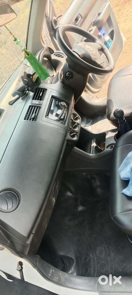 Maruti Suzuki Swift Dzire 2016