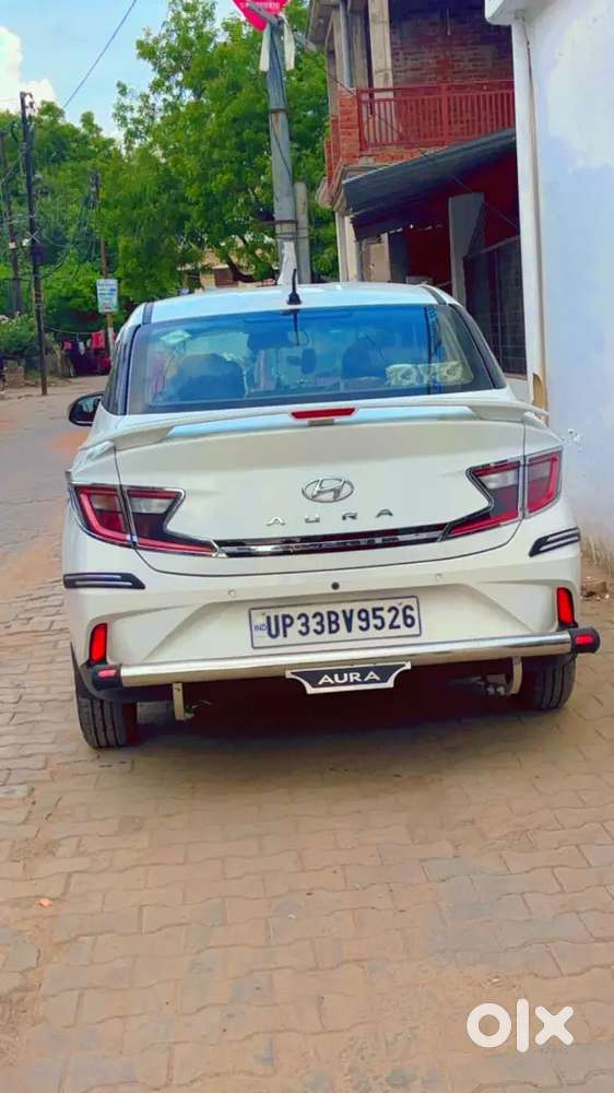 Hyundai Aura 2022 Cng & Hybrids Well Maintained