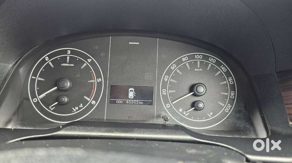 Toyota Innova Crysta 2.4 Gx 8 Str, 2023, Diesel