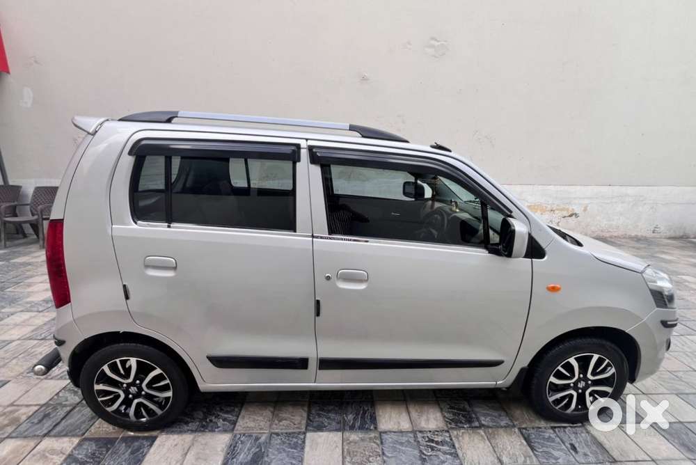 Maruti Suzuki Wagon R Vxi 1.0 Cng, 2018, Cng & Hybrids