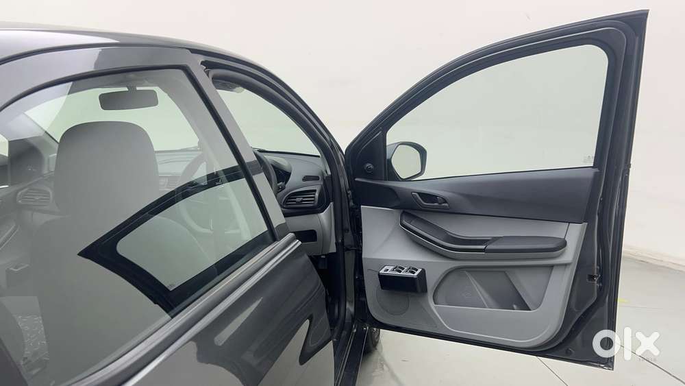 Tata Tiago Xe, 2024, Petrol