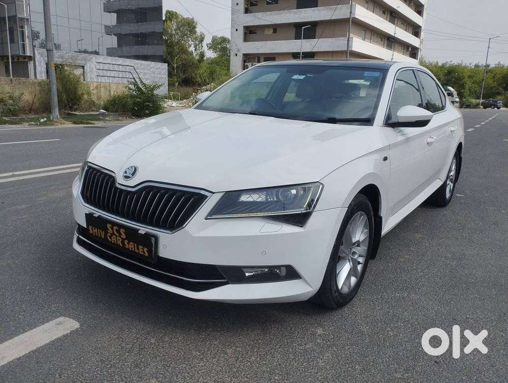 Skoda Superb Lk 1.8 Tsi At, 2017, Petrol