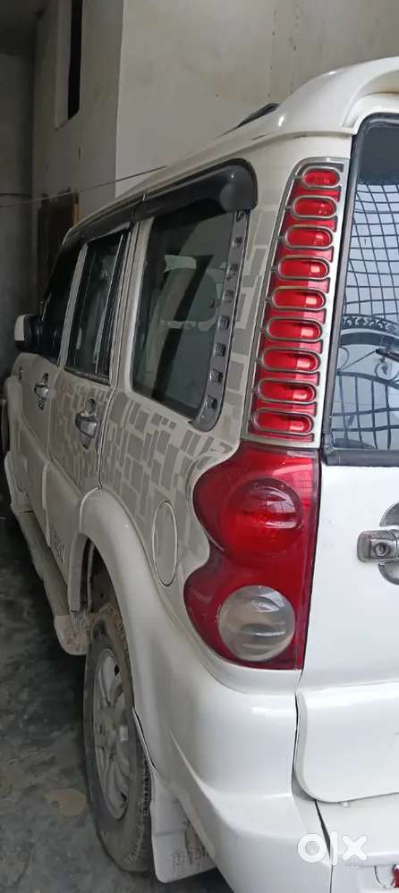 Mahindra Scorpio Getaway 2011 Diesel 160000 Km Driven