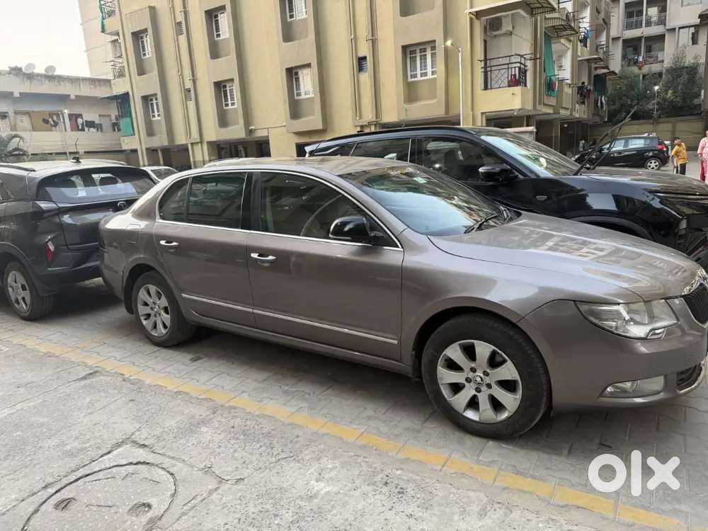 Skoda Superb Elegance 2012 Petrol Automatic