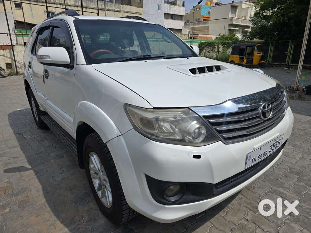 Toyota Fortuner 2.5 4x2 Mt Trd Sportivo, 2012, Diesel