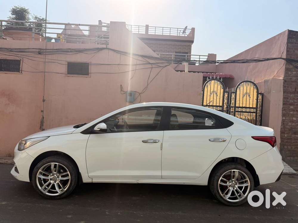 Verna Family Car, Single Hand Run.