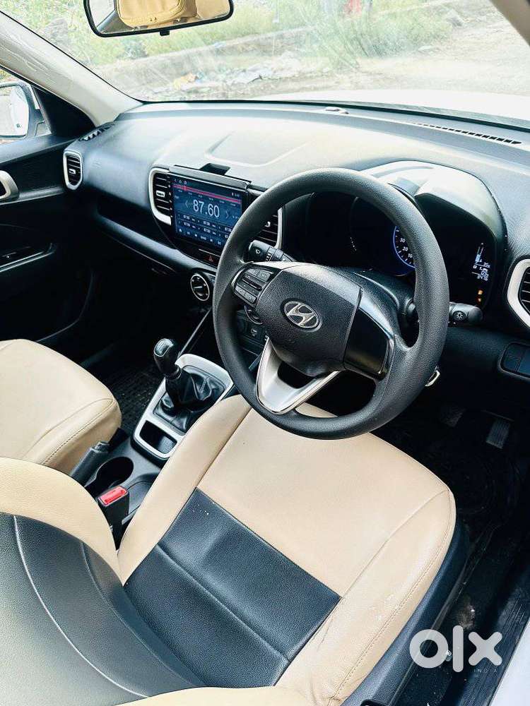 Hyundai Venue S 1.2 Petrol, 2021, Petrol