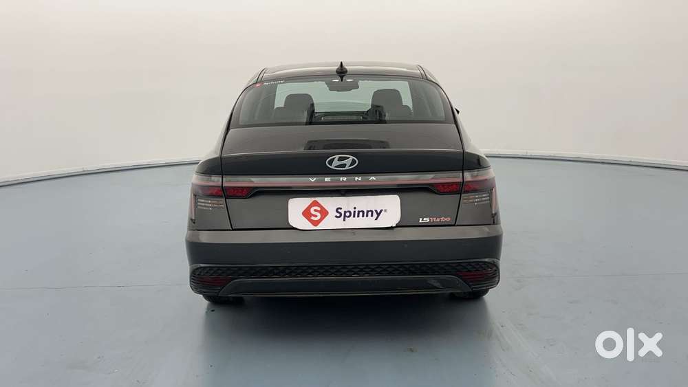 Hyundai Verna 1.5 Sx (o) Turbo Petrol Dct, 2023, Petrol