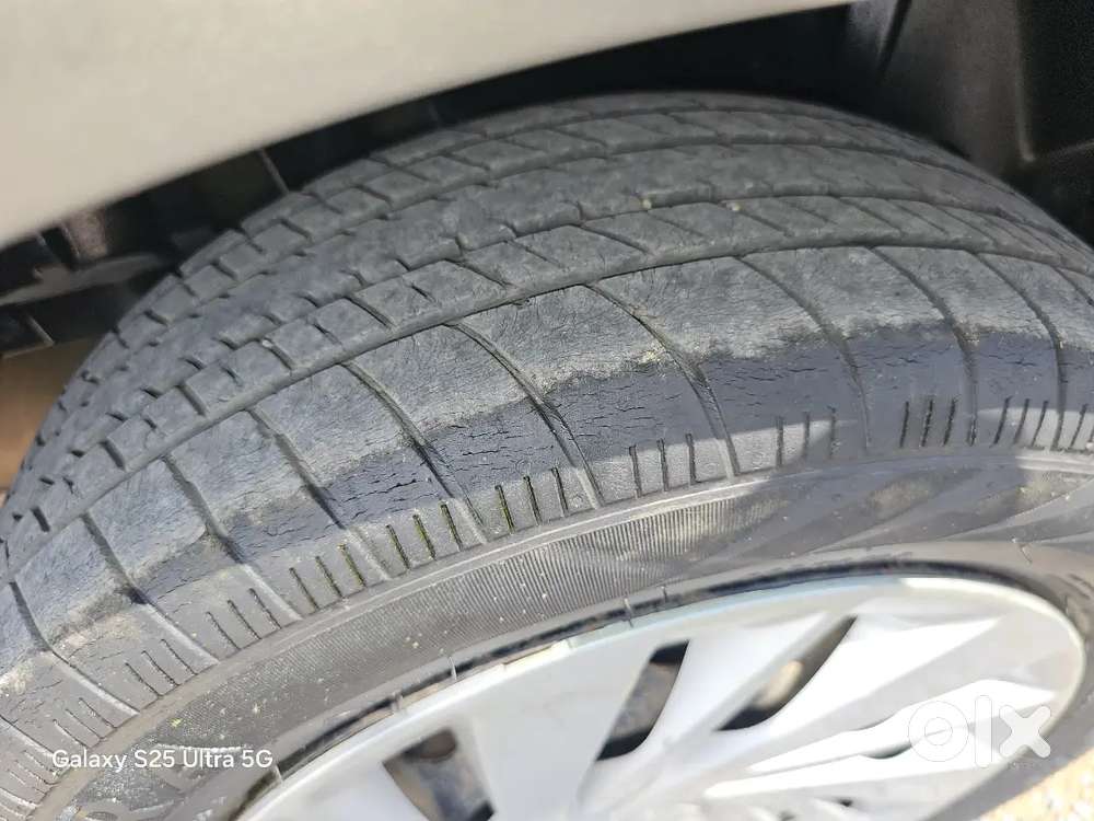 Good Condition,accident No,tyers 80%,battery New,keys 1ac Good Working