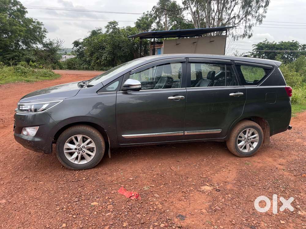 Toyota Innova Crysta 2017
