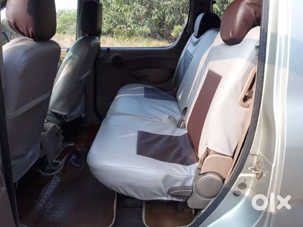 Mahindra Xylo 2010