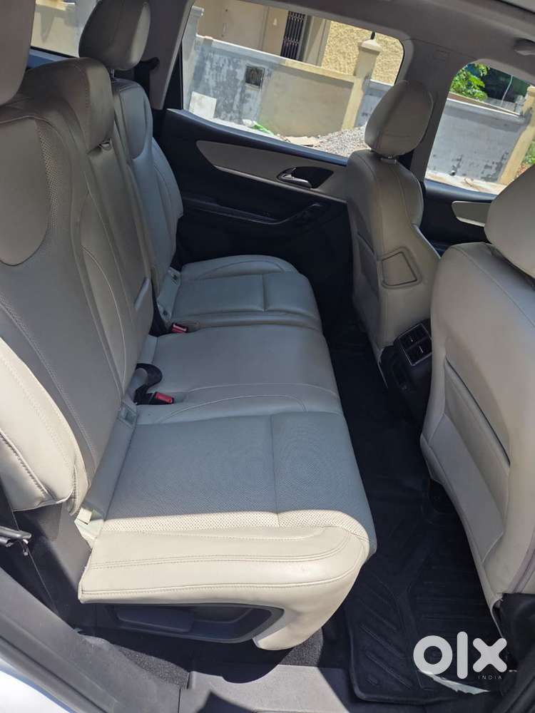 Mahindra Xuv700 2.2 Ax 7 Diesel At Luxury Pack Str, 2024, Diesel