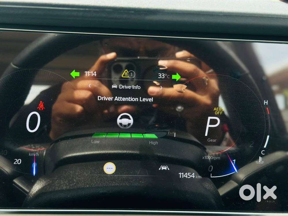 Mahindra Xuv700 2.2 Ax 7 Diesel At Str, 2024, Diesel