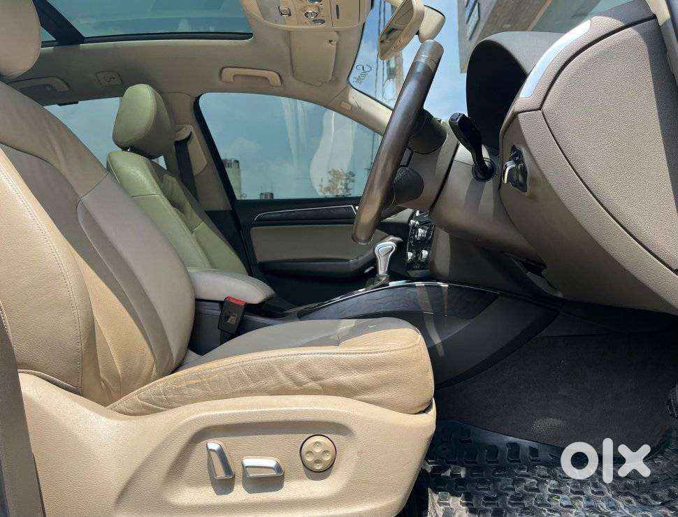Audi Q5 30 Tdi Premium With Sunroof, 2016, Diesel