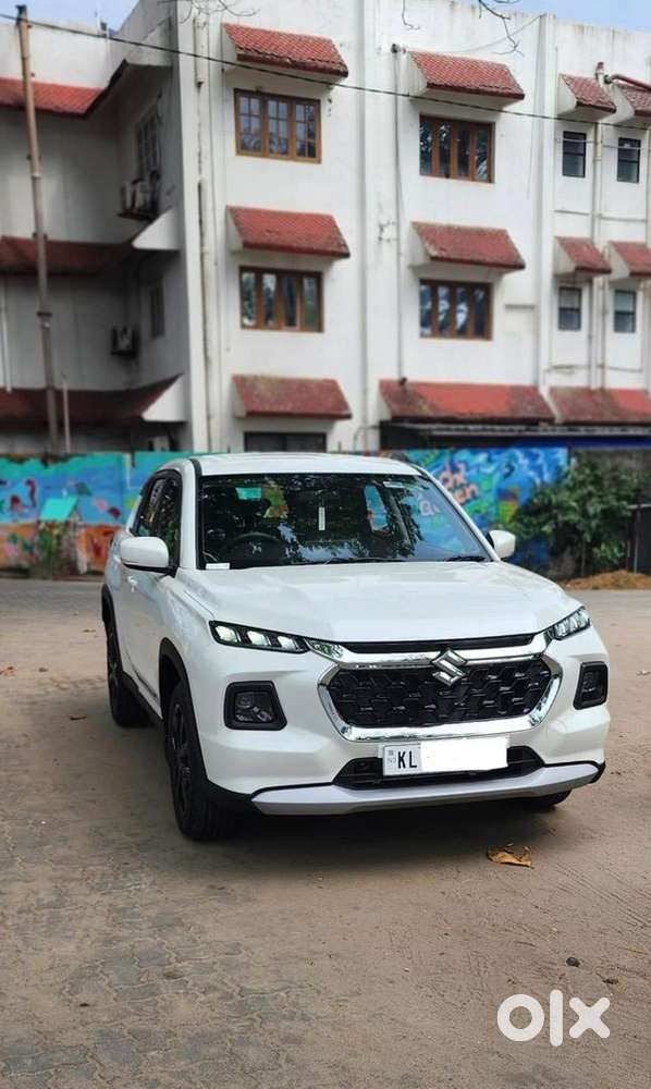 Maruti Suzuki Grand Vitara 2025 Petrol Well Maintained