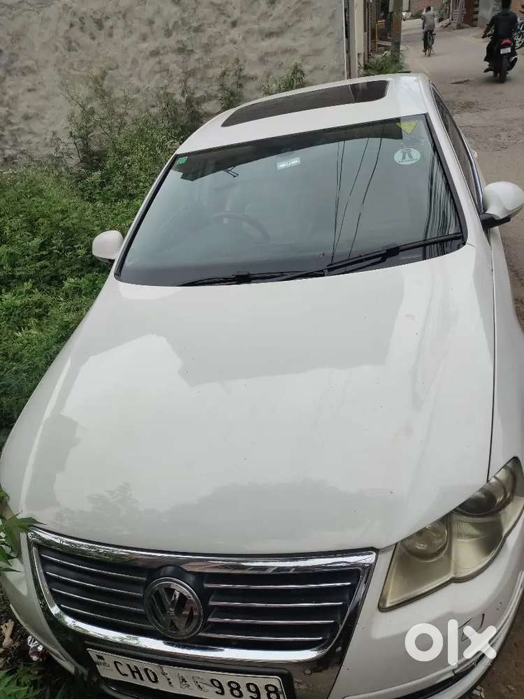 Volkswagen Passat 2010 Diesel 107000 Km Driven Passing 2030