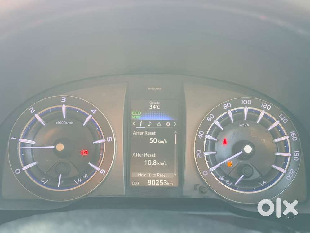 Toyota Innova Crysta 2.4 V 8 Str, 2023, Diesel