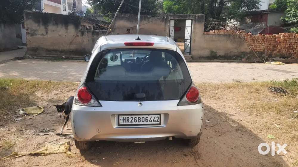 Honda Brio Mt 2012