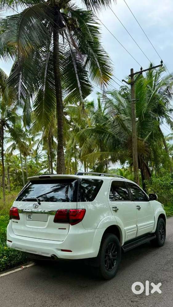 Toyota Fortuner 4x2 At, 2015, Diesel