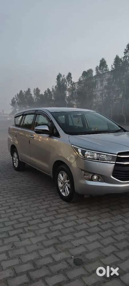 Toyota Innova Crysta 2017