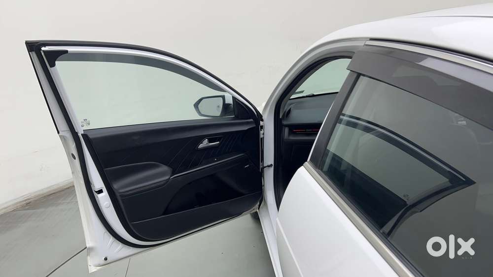 Hyundai Verna 1.5 Sx (o) Turbo Petrol Dct, 2023, Petrol