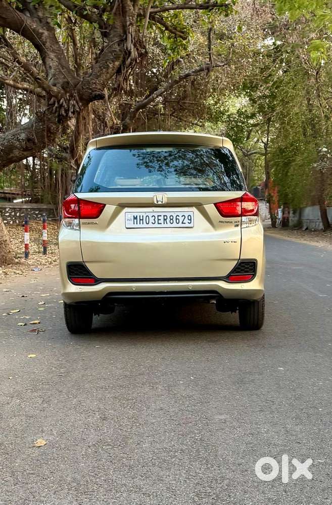 Honda Mobilio, 2014, Petrol