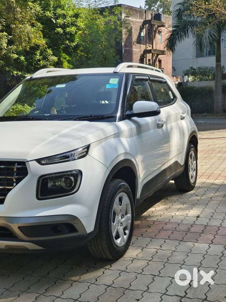 Hyundai Venue S Plus Mt 1.2 Kappa, 2021, Petrol